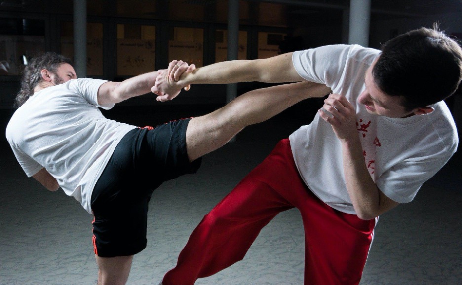 men fighting