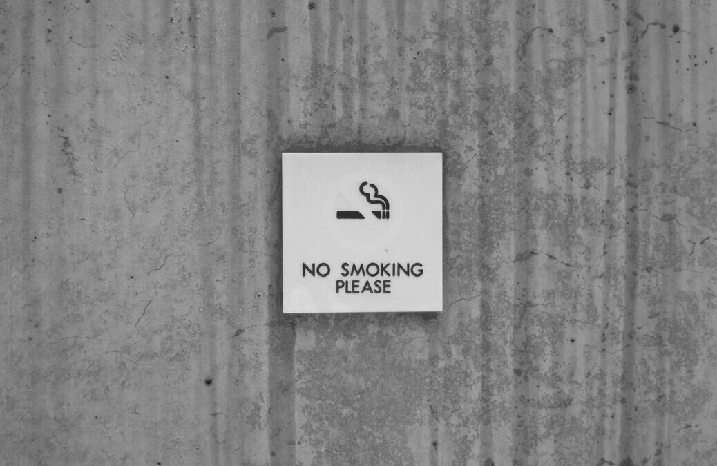 "no smoking" sign